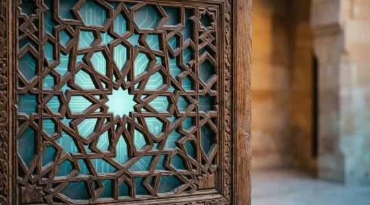 Islamic geometric star pattern subtly dissolving into an abstract circuit-like structure, symbolizing the link between Arab mathematical heritage and modern computing